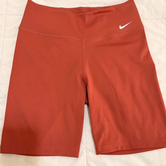 Nike Women's Vibrant Orange Bike Shorts - Picture 2 of 8